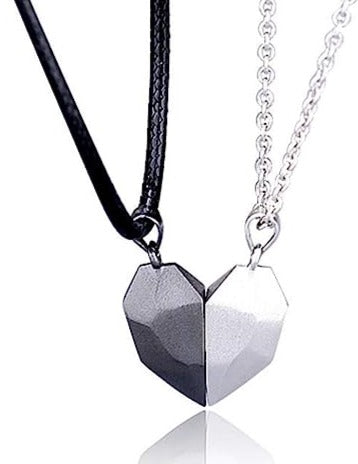 2Pcs Lovers Heart Pendant Couple Strong Magnetic Distance Heart Pendant Necklace