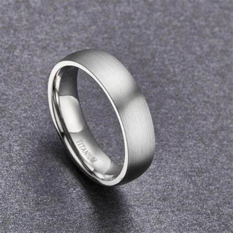 SINGLE ROW CRYSTAL FASHION STAINLESS STEEL RING UNISEX